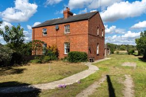 Wellsyke Cottages- click for photo gallery